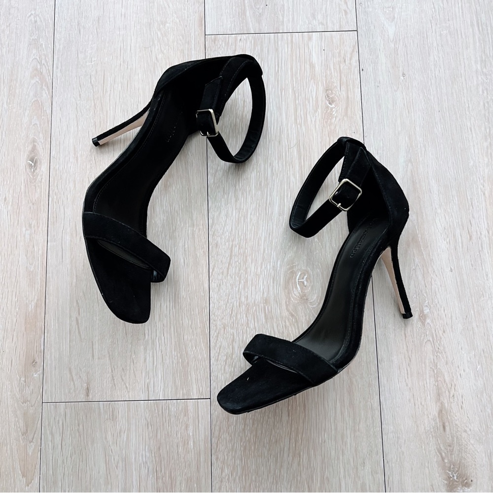 Reformation Kelly Heel